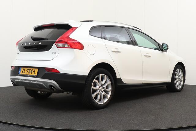 Volvo V40 CROSS COUNTRY 1.5 T3 Polar+ Luxury Pano-dak Adapt.Cruise Camera