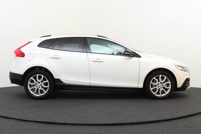 Volvo V40 CROSS COUNTRY 1.5 T3 Polar+ Luxury Pano-dak Adapt.Cruise Camera