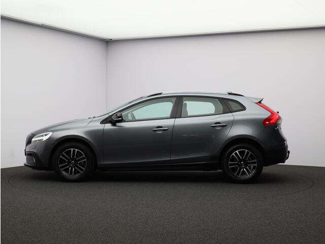 Volvo V40 CROSS COUNTRY 2.0 T4 Automaat Polar+ / Trekhaak / Standkachel / Parkeercamera / Stoelverwarming / Keyless /