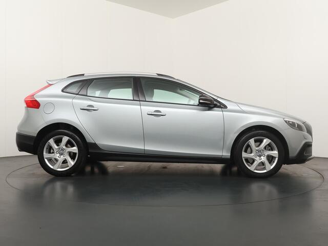 Volvo V40 CROSS COUNTRY 1.5 T3 Summum - Automaat - 101.442 KM - Lederen interieur
