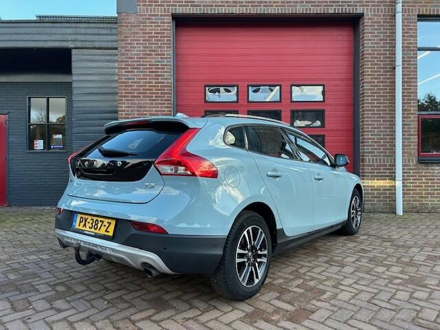 Volvo V40 CROSS COUNTRY 1.5 T3 Nordic+