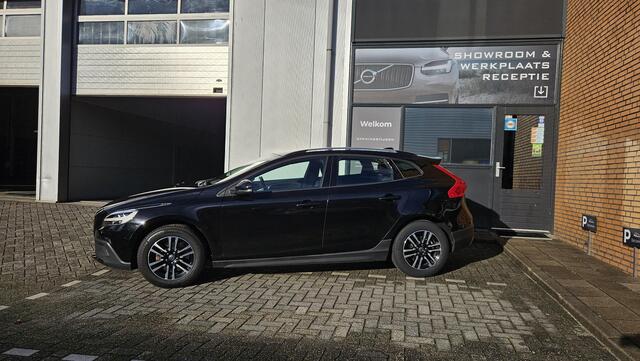 Volvo V40 CROSS COUNTRY 1.5 T3 Nordic+