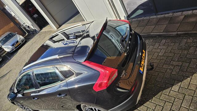 Volvo V40 CROSS COUNTRY 1.5 T3 Nordic+