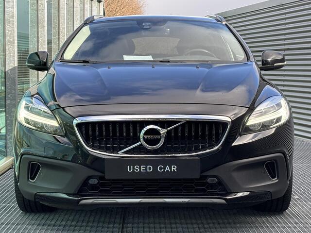 Volvo V40 CROSS COUNTRY 1.5 T3 Polar+ Luxury Panoramadak, Lederen bekleding, Harman-Kardon premium soud, Full led, Afneembare trekhaak