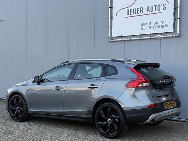 Volvo V40 CROSS COUNTRY 2.0 T3 Nordic Airco/19inch.