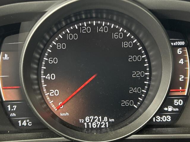 Volvo V40 CROSS COUNTRY 1.5 T3 Polar+ Luxury PANORAMADAK | TREKHAAK | NAVIGATIE | ACHTERUITRIJCAMERA