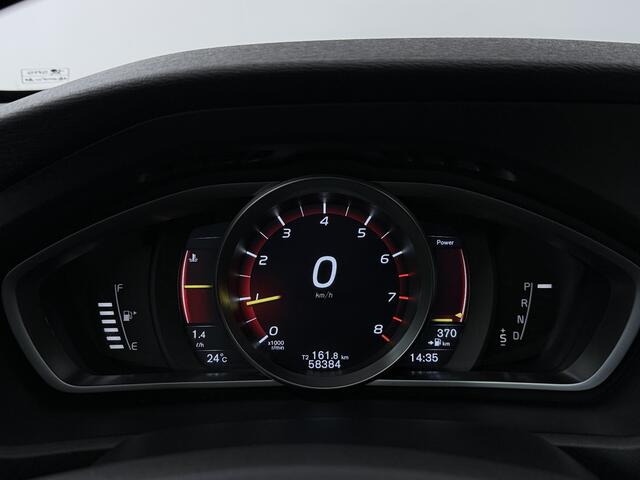 Volvo V40 CROSS COUNTRY 1.5 T3 Polar+ Luxury | Panoramadak | Harman Kardon | Lederen bekleding | Nederlandse auto |