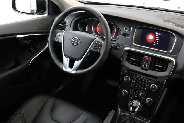 Volvo V40 CROSS COUNTRY T3 AUT. POLAR+ LUXURY *11.100KM!* -PANO.DAK|HARMAN/KARDON|LEDER|CAMERA|AUTOM.PARK.|PRIVACY.GLAS|KEYLESS|DEALEROH.