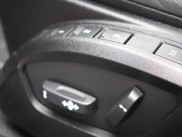 Volvo V40 CROSS COUNTRY 1.5 T3 Nordic+ AUT | PANODAK | CAMERA | LEDER