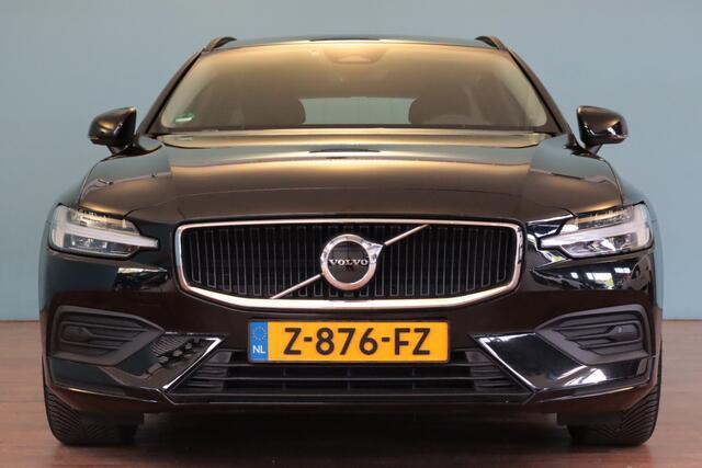 Volvo V60 2.0 B3 Essential Edition Automaat | NAVI | CLIMA | CAMERA + PDC | ADAP CRUISE | STUUR/STOELVERW |