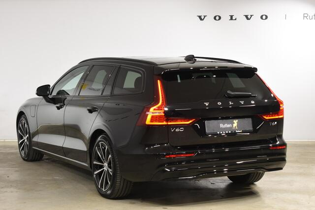 Volvo V60 T6 253PK AWD Ultra Dark / Navigatie / Adaptieve Cruisecontrol / Elektrische Stoelen / Harman Kardon / LM Velgen / Trekhaak /
