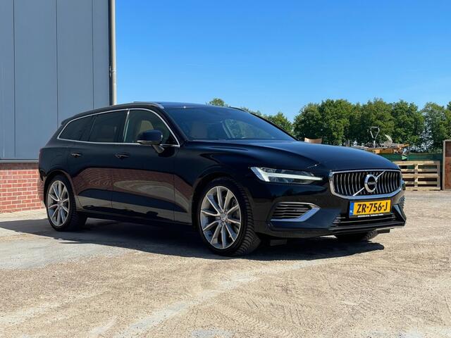 Volvo V60 2.0 T8 Twin Engine 391pk Pano / Trekhaak / BTW auto