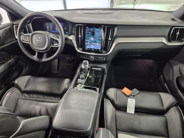 Volvo V60 2.0 T6 Plug-in hybrid AWD Plus Dark | Trekhaak | Harman/Kardon | Sport stoelen | Zwarte hemel | Long Range | Camera |