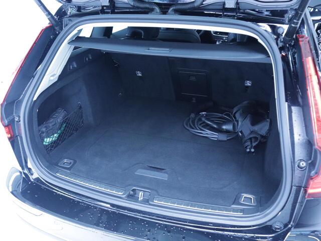 Volvo V60 2.0 T6 Recharge AWD Inscription Schuifdak/Trekhaak/Head-Up Display