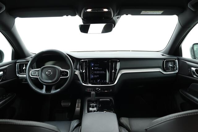 Volvo V60 2.0 T6RECHARGE 350PK AWD R-DESIGN AUT8 | Long Range | Navi | Trekhaak