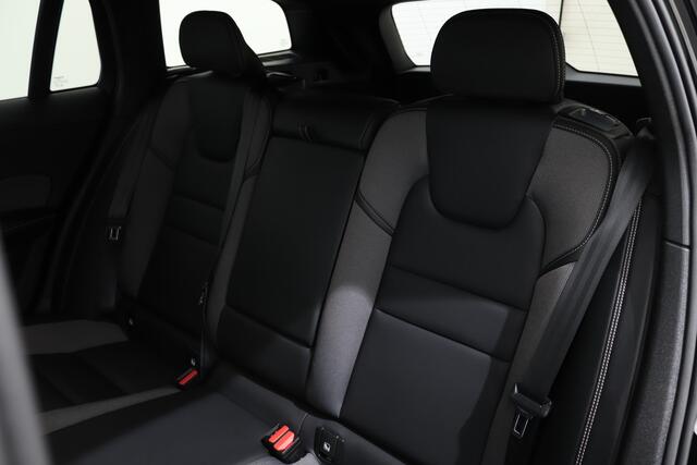 Volvo V60 2.0 T6RECHARGE 350PK AWD R-DESIGN AUT8 | Long Range | Navi | Trekhaak