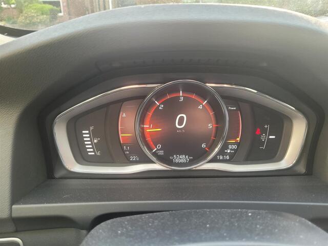 Volvo V60 2.0 D4 Business Sport