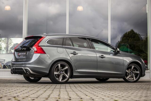 Volvo V60 2.0 T3 Summum | Trekhaak | Stoelverw. | NL Auto