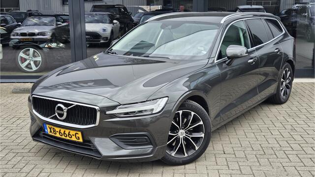 Volvo V60 2.0 D3 Momentum + HARMAN KARDON + ADAPT CRUISE + VOLLEER