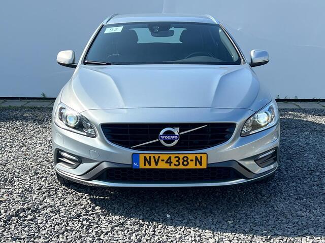 Volvo V60 1.5 T3 Nordic+ Automaat - Airco - Navigatie - Standkachel - 18''Lichtmetaal - Stoelverwarming - Trekhaak