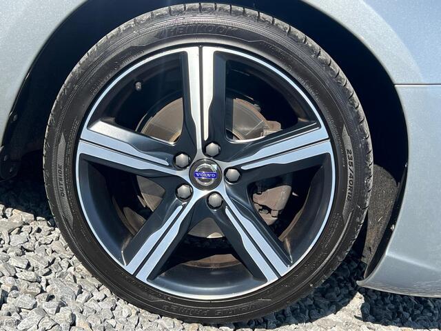 Volvo V60 1.5 T3 Nordic+ Automaat - Airco - Navigatie - Standkachel - 18''Lichtmetaal - Stoelverwarming - Trekhaak