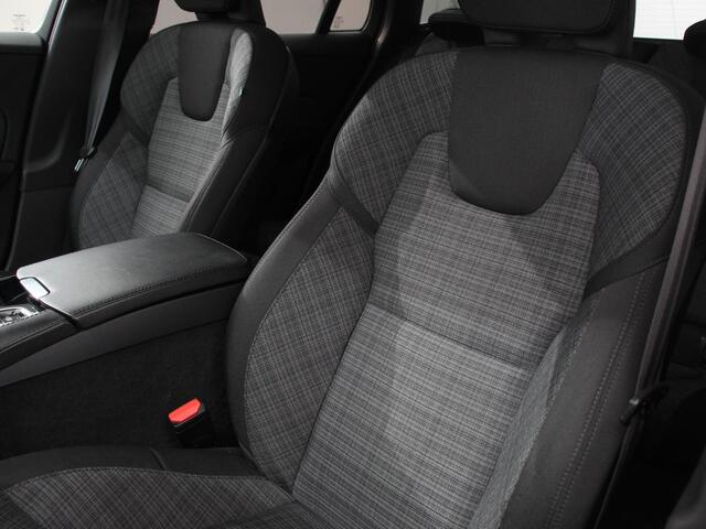 Volvo V60 2.0 T6 Aut. Recharge AWD Inscription 340 PK | Panoramadak Airco|ECC LED Light Pack Winter Pack Elekt. Stoelen + Memory Privacy Glass Cruise Control 18" Multispaak PDC VA + Camera