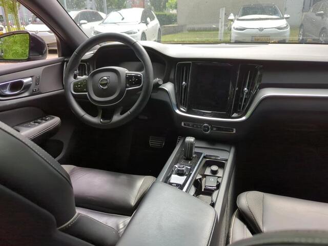 Volvo V60 2.0 B3 R-Design NL AUTO | CAMERA | PANO |