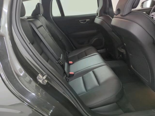 Volvo V60 2.0 T4 Inscription NL AUTO | LEDER | ACC | CARPLAY | STOELVERW |
