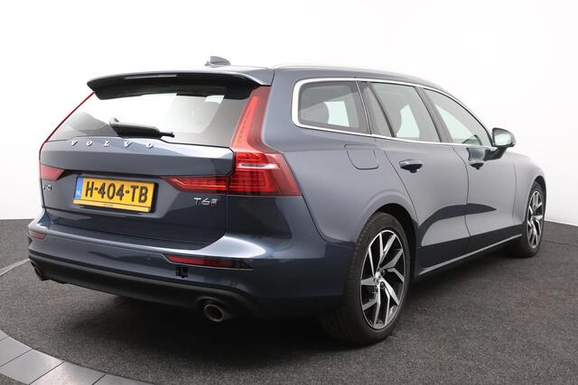 Volvo V60 2.0 T6 Twin Engine AWD Momentum Pro