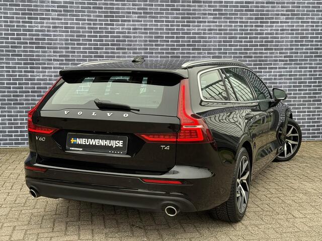 Volvo V60 2.0 T4 Momentum Pro | Trekhaak | Adaptieve Cruise Controle | Blis | Leder | Stoel + stuur verwarming | Standkachel | Camera |