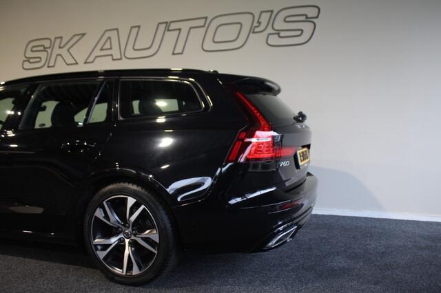 Volvo V60 2.0 B4 CORE RIJKLAAR l LEDER l 197PK l CAMERA l CARPLAY l