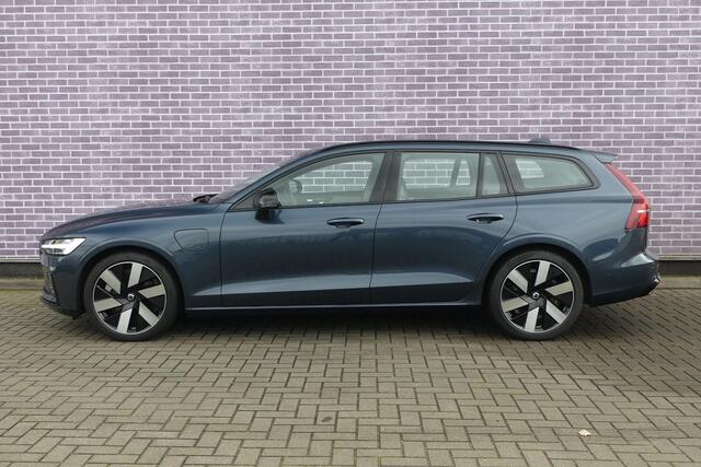 Volvo V60 T6 Recharge AWD Ultimate Dark | Long Range | Google Maps navigatie | Head-Up Display | Lederen Bekleding | Schuif-/Kanteldak | 360 Camera | Elek. Stoelen | Memory | Zitverlenging | Harman Kardon Audio | Stuur-/Stoelverwarming Voor + Achter | Elek. Achterk