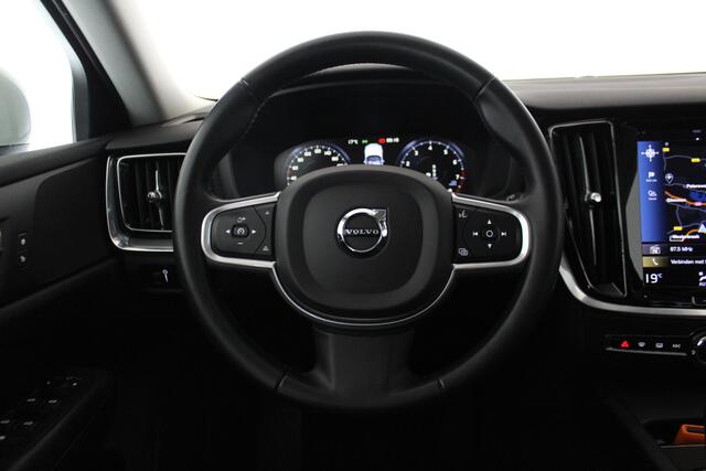 Volvo V60 B3 Automaat Momentum Advantage