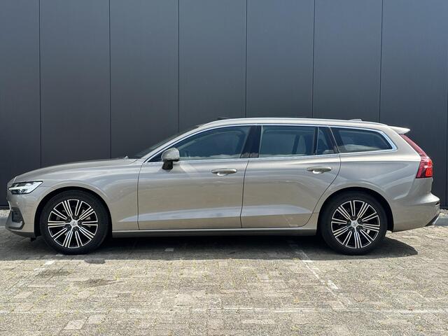 Volvo V60 2.0 B3 Inscription / Elektrische trekhaak / pan. dak / harman kardon / Apple carplay