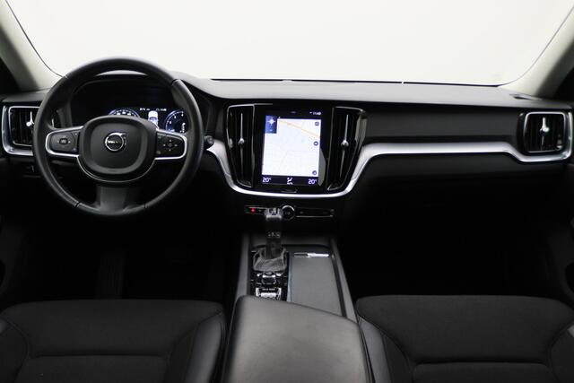 Volvo V60 2.0 T4 Momentum Pro