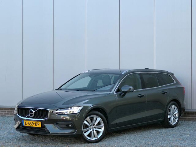 Volvo V60 T4 AUT Momentum Pro 12 MND garantie Apple CarPlay / Achteruitrijcamera / Stoelverwarming