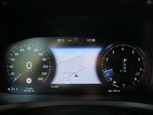 Volvo V60 T4 AUT Momentum Pro 12 MND garantie Apple CarPlay / Achteruitrijcamera / Stoelverwarming