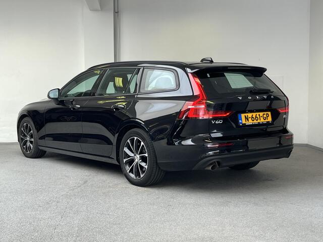 Volvo V60 2.0 B3 Momentum Advantage | TREKHAAK | CAMERA | ORG.NL | 1800kg TREKGEWICHT |