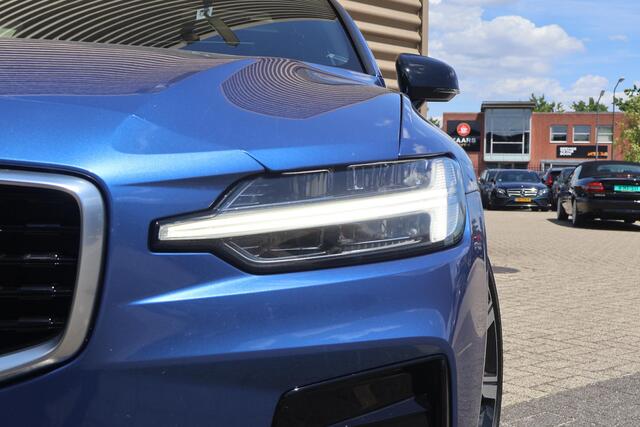 Volvo V60 T5 R-Design | Trekhaak | Schuif-/kanteldak | Dealer onderhouden