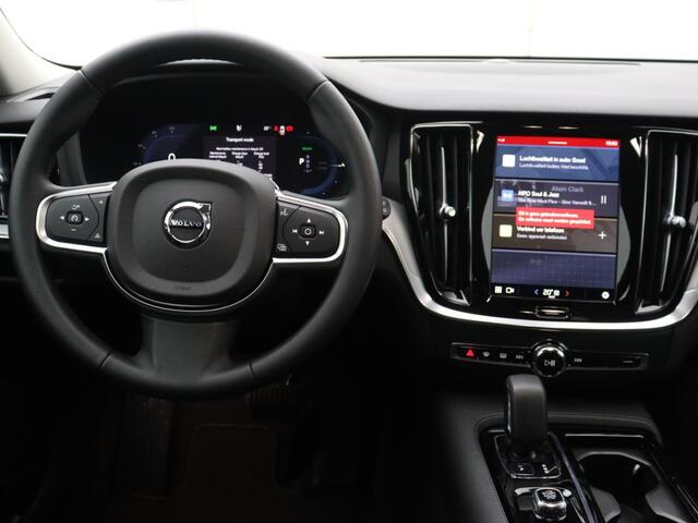 Volvo V60 V60 T6 Twin Engine AWD Core | Leder | Park Assist | Getint Glas