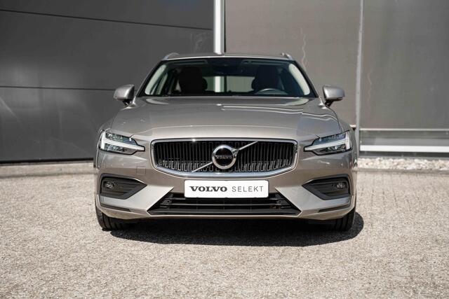 Volvo V60 B3 Automaat Business Pro | Verwarmbare Voorstoelen | Achteruitrijcamera | Verwarmbare Voorruit | 17" Lichtmetalen Velgen | Adaptieve Cruise Control | Dodehoekdetectie Met Correctie | Parkeersensoren | Verwarmbaar Stuurwiel