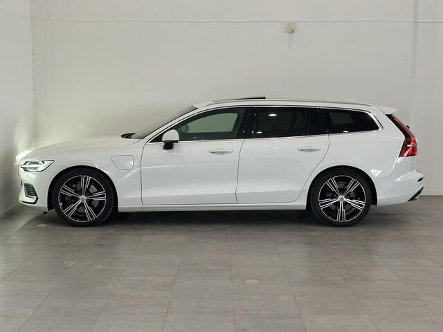 Volvo V60 2.0 T6 Recharge AWD Inscription | Leder | Panoramadak | Harman Kardon | Lichtmetalen velgen 19" | Trekhaak elektrisch wegklapbaar | Apple Carplay/Android Auto | NL-auto!
