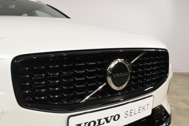 Volvo V60 B4 211PK Automaat Plus Dark / Driver assist / Moritz lederen bekleding / Elektrische stoelen / DAB+ / Google Navigatie