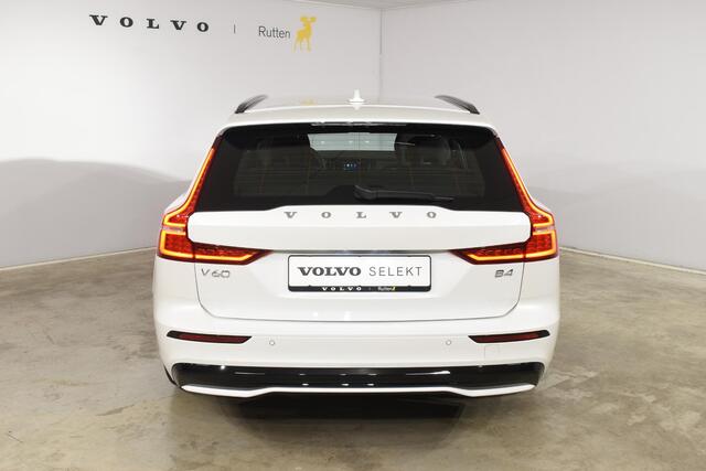 Volvo V60 B4 211PK Automaat Plus Dark / Driver assist / Moritz lederen bekleding / Elektrische stoelen / DAB+ / Google Navigatie