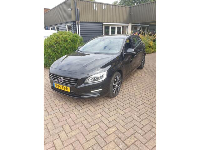 Volvo V60 2.0 T3 Polar+ Dynamic Leer, stoel- en stuurverwarming!