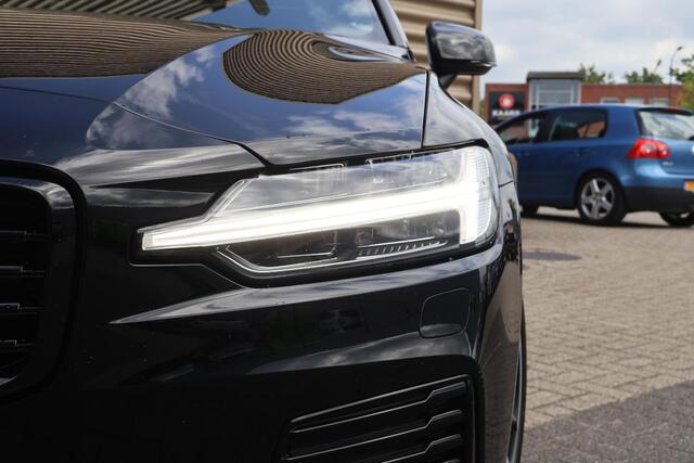 Volvo V60 T8 Recharge AWD R-Design | Trekhaak | Dealer onderhouden l Long Range