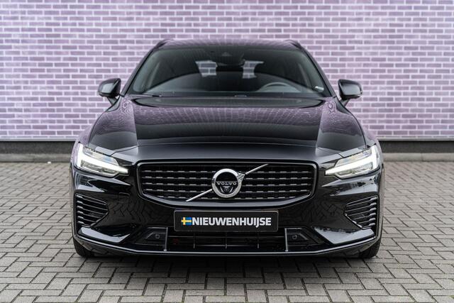 Volvo V60 T6 Plug-in hybrid Long Range AWD Plus Dark | Longe Range | 360 Camera | Sportstoelen | Adaptieve Cruise | Stoel-/Stuurverwarming | Memory | Verwarmbare voorruit | Getint Glas | Park Assist | Elek. Achterklep | 19" LM