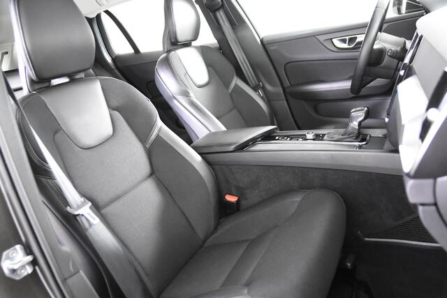 Volvo V60 2.0 D3 Momentum Pro *1ste Eigenaar*Leer*Navigatie*Stoelverwarming*