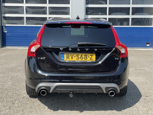 Volvo V60 2.0 T4 Bus. Sport | trekhaak | dakraam | navi