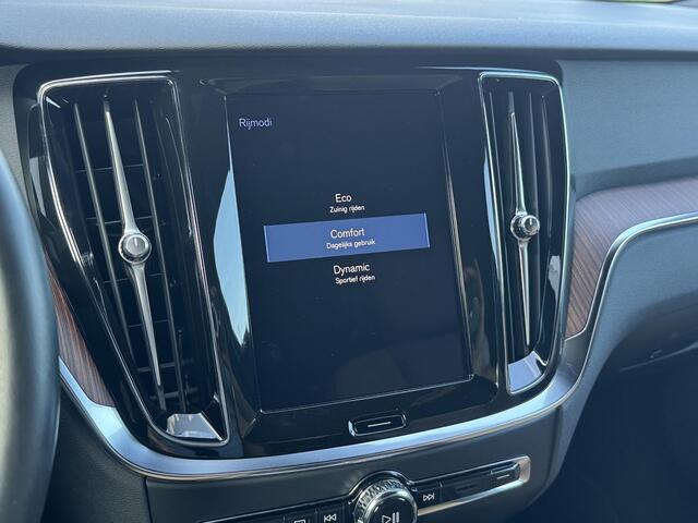 Volvo V60 2.0 T4 Inscription Trekhaak | Auto pilot | 19 inch | 1e eigenaar